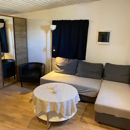 Idyliska Boende Mitt Pa Oeland Apartment Färjestaden Екстериор снимка