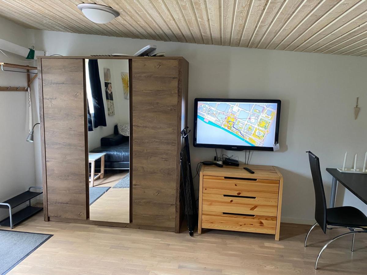 Idyliska Boende Mitt Pa Oeland Apartment Färjestaden Екстериор снимка