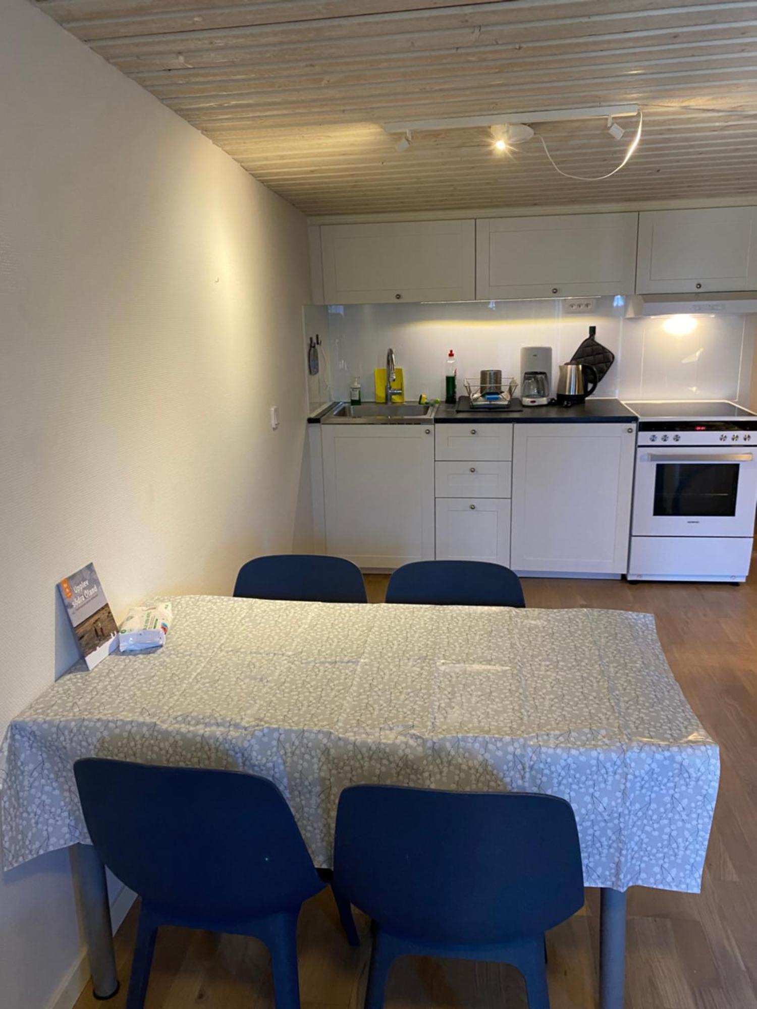 Idyliska Boende Mitt Pa Oeland Apartment Färjestaden Екстериор снимка